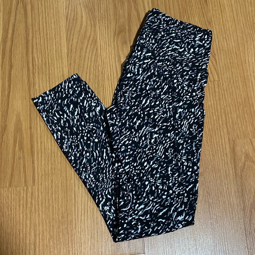 ❤️ Lululemon Fast & Free 25” Leggings Size 2 NWOT